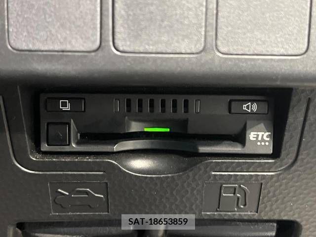 Toyota ROOMY 2017-07 311033-8