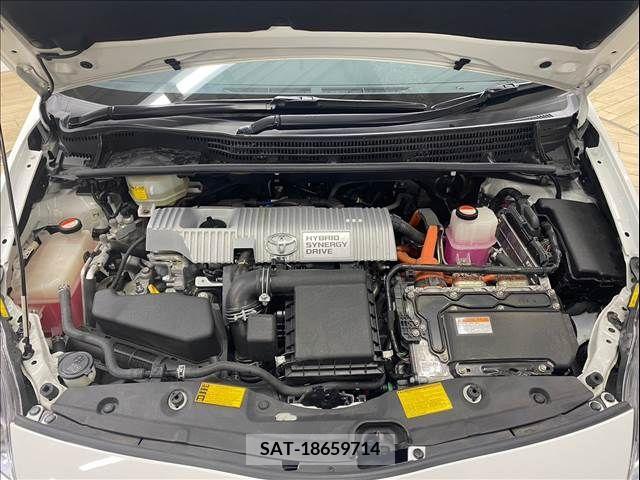 Toyota PRIUS 2014-06 322049-13