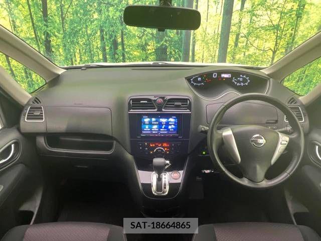 Nissan SERENA 2011-11 255734-1