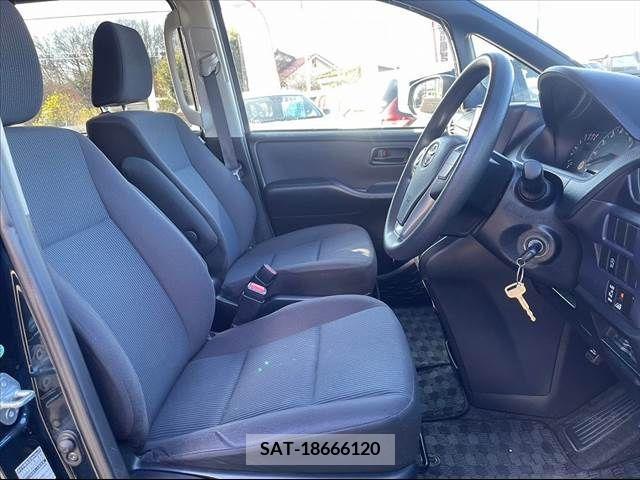 Toyota VOXY 2014-10 253465-10