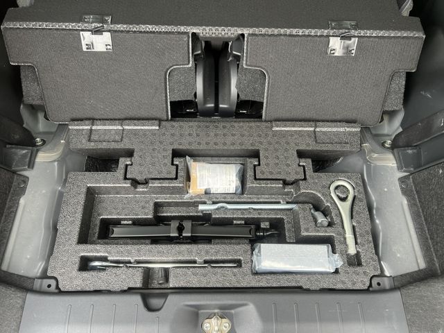 Daihatsu TANTO 2019-12 2073-19