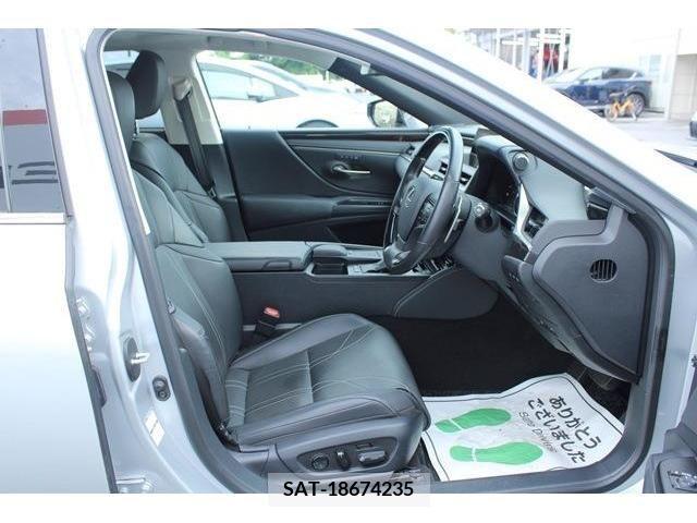 Lexus ES 2019-02 354143-13