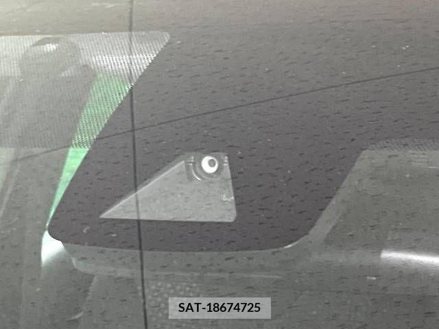 Toyota PRIUS 2020-04 236542-2
