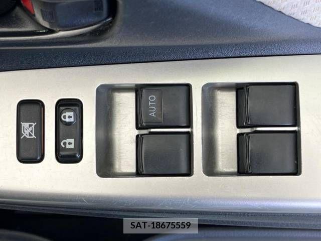 Toyota VITZ 2014-06 350674-6