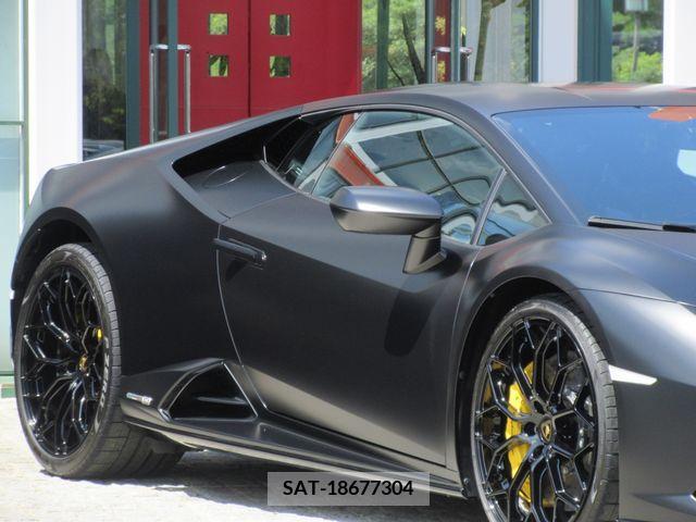 Lamborghini Huracan 2022-09 362300-7