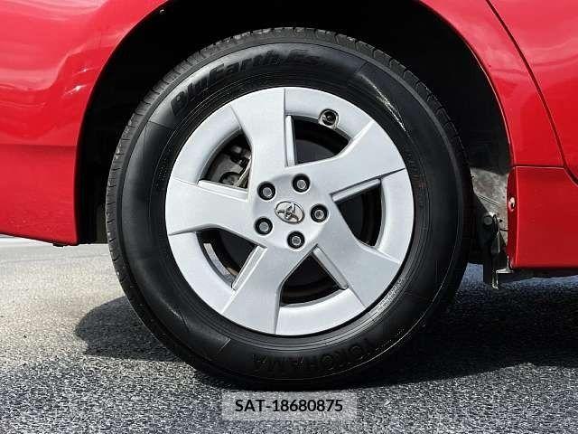 Toyota PRIUS 2011-03 221459-3
