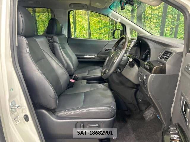 Toyota VELLFIRE 2014-04 340418-8