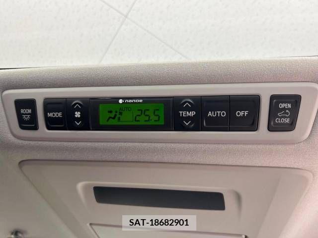 Toyota VELLFIRE 2014-04 340418-7