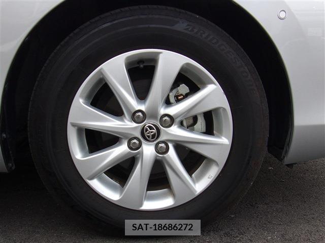 Toyota AQUA 2021-08 205561-10