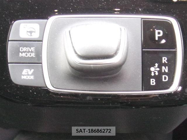 Toyota AQUA 2021-08 205561-17