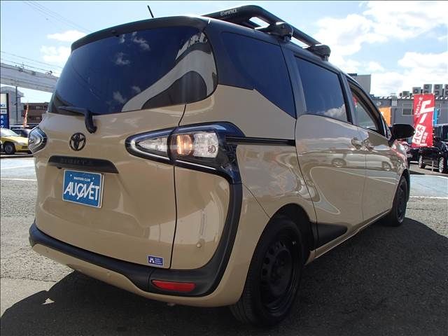 Toyota SIENTA 2021-07 15001-3