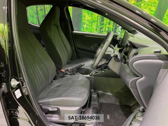Toyota YARIS 2023-06 334710-8