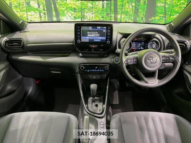 Toyota YARIS 2023-06 334710-1