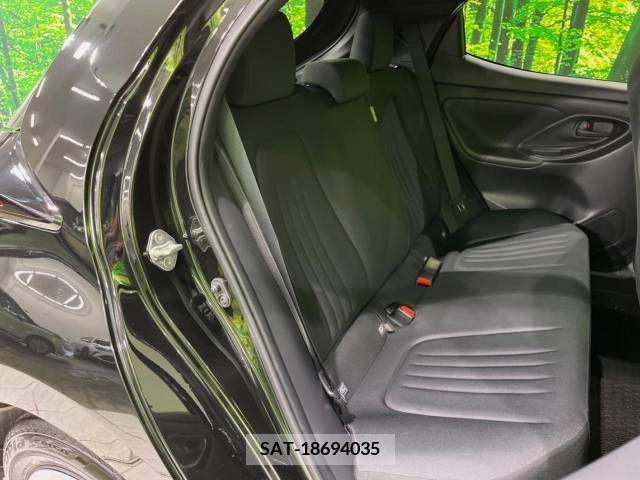 Toyota YARIS 2023-06 334710-9