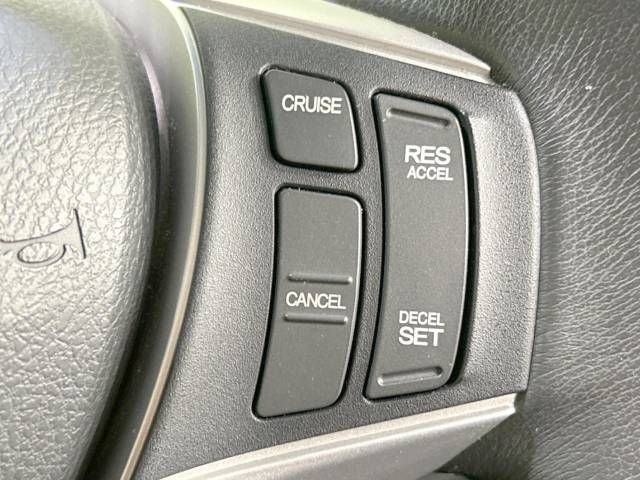 Honda e 2014-05 13062-6
