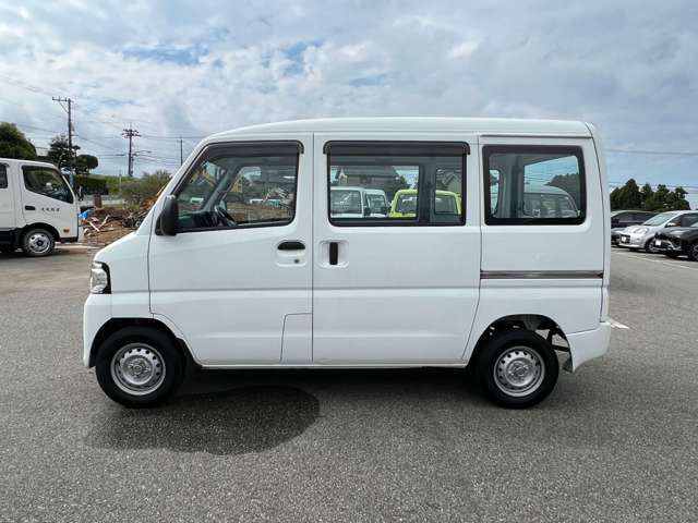 Nissan CLIPPER 2012-11 24242-3