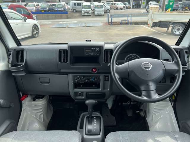 Nissan CLIPPER 2012-11 24242-8