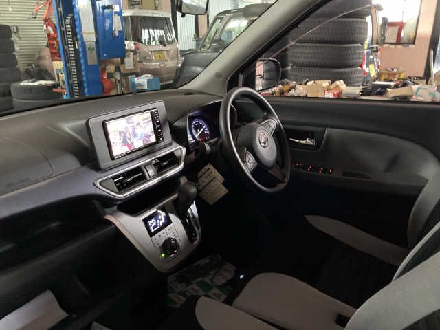 Daihatsu CAST 2017-02 10446-1