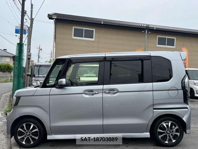 Honda N BOX CUSTOM 2017-11 342855-6