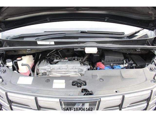 Toyota ALPHARD 2017-05 386444-18