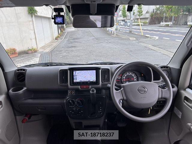 Nissan CLIPPER 2020-03 302181-1