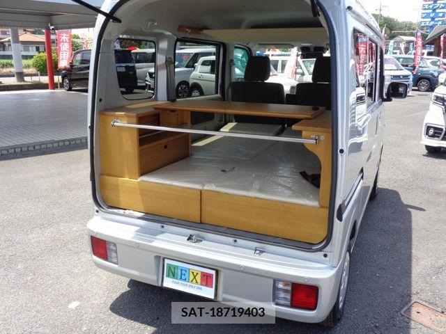 Mazda SCRUM VAN 2021-03 248585-1