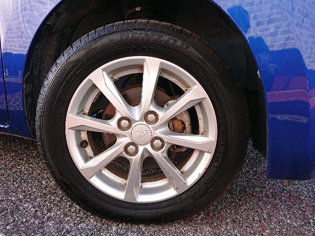 Daihatsu WAKE 2018-09 181425-26