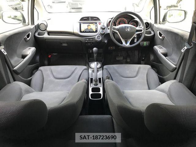 Honda FIT 2013-05 303308-5