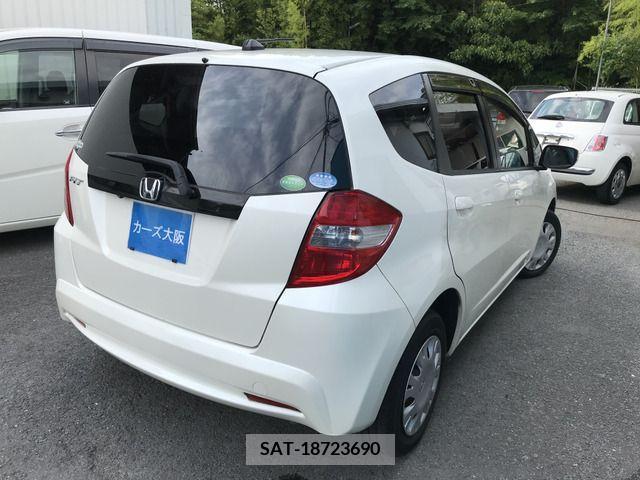 Honda FIT 2013-05 303308-3