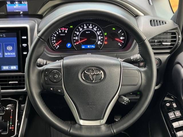Toyota VOXY 2020-11 190693-11