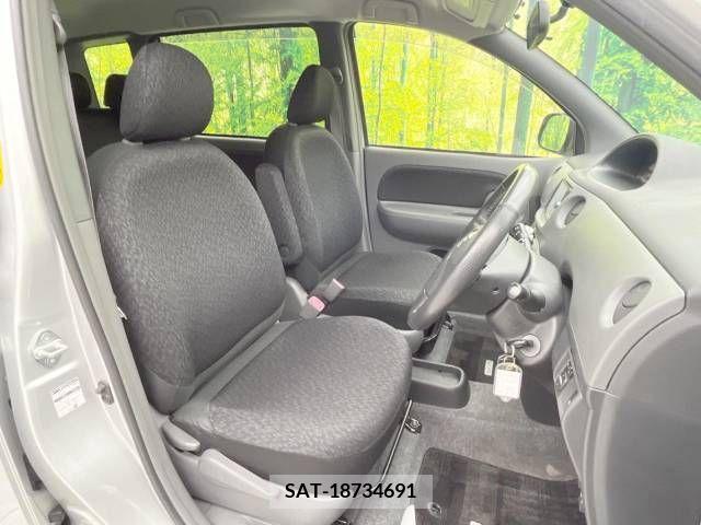 Toyota SIENTA 2012-08 327646-8