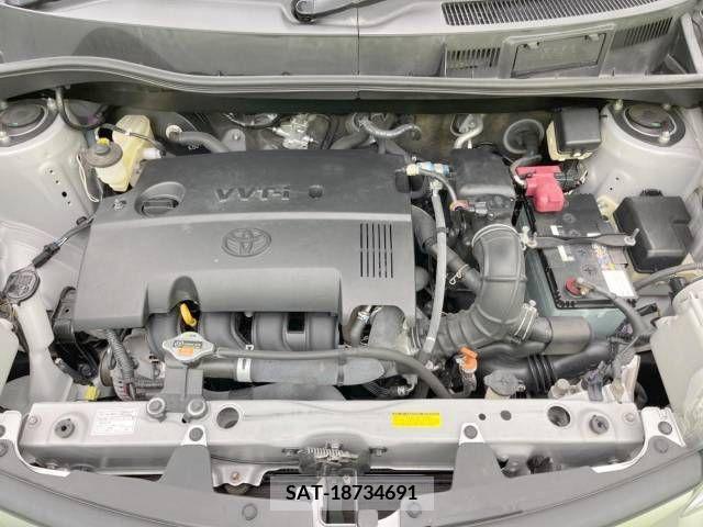 Toyota SIENTA 2012-08 327646-19
