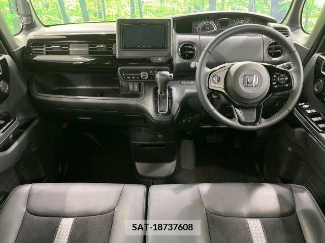 Honda N BOX CUSTOM 2021-11 392681-1