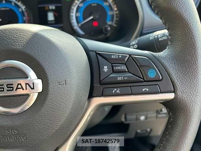 Nissan DAYZ 2019-11 266384-5