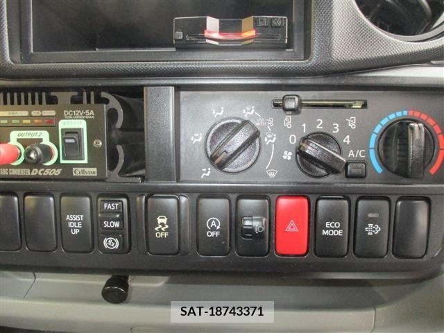Hino DUTRO 2016-02 200411-25