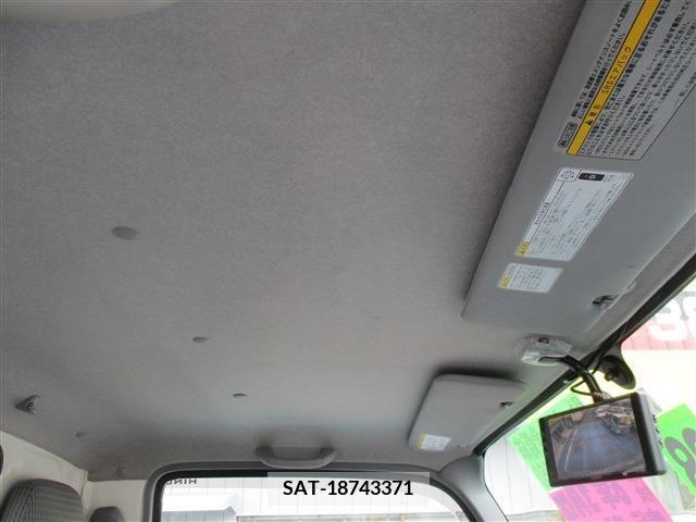Hino DUTRO 2016-02 200411-23