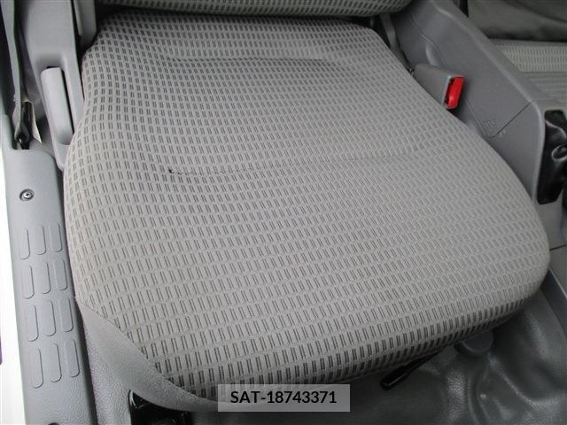 Hino DUTRO 2016-02 200411-15