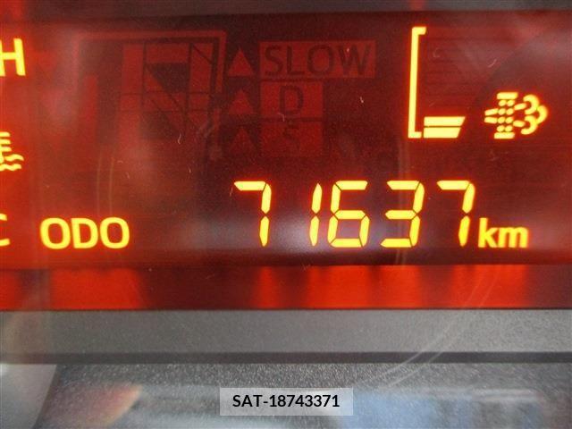 Hino DUTRO 2016-02 200411-16