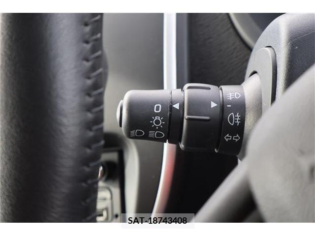 Renault KANGOO 2021-06 205482-8