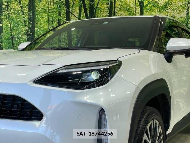 Toyota YARIS CROSS 2022-08 436161-12