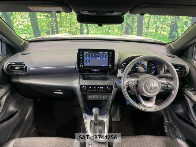 Toyota YARIS CROSS 2022-08 436161-1