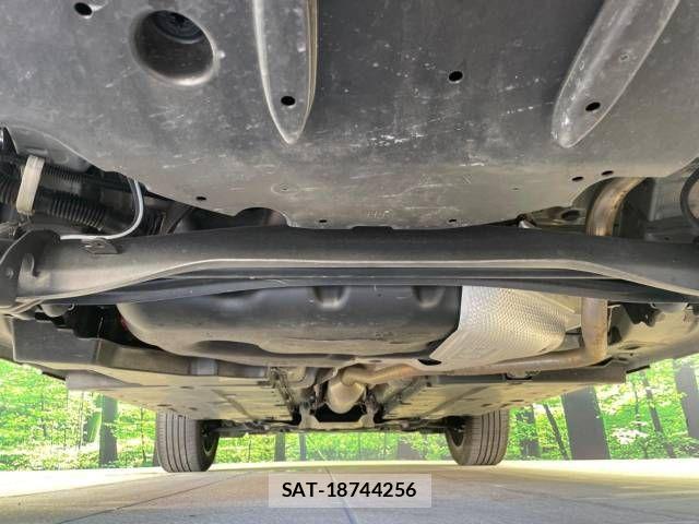 Toyota YARIS CROSS 2022-08 436161-19