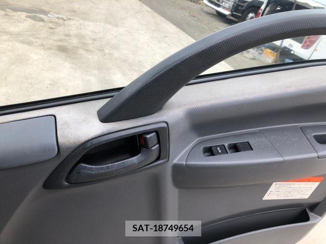 Isuzu FORWARD 2012-10 384591-6