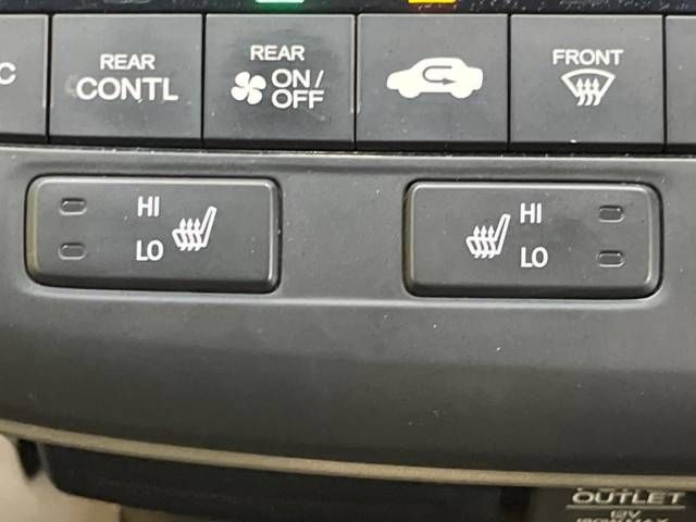 Honda e 2015-12 21059-7