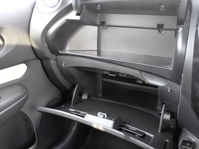 Nissan NOTE 2018-08 10430-4