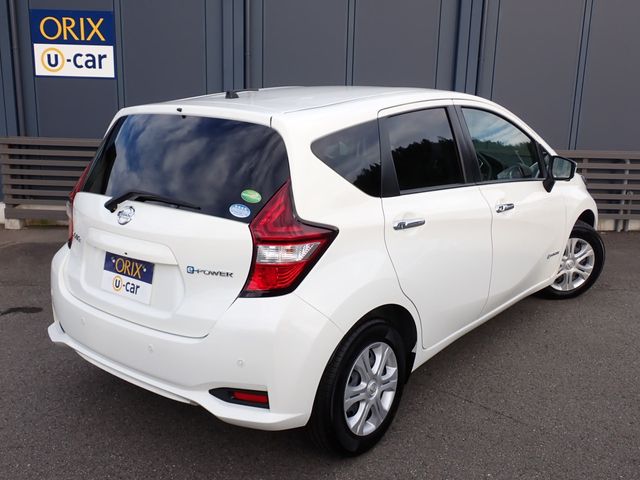 Nissan NOTE 2018-08 10430-2