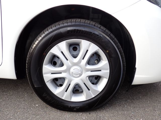 Nissan NOTE 2018-08 10430-19