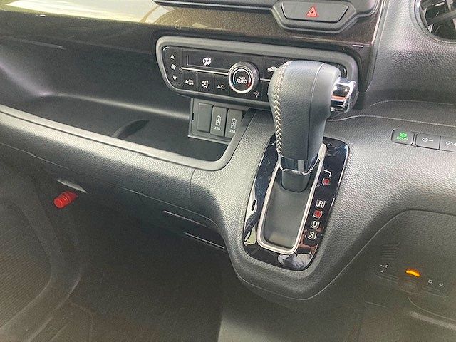Honda N BOX CUSTOM 2020-04 187492-19