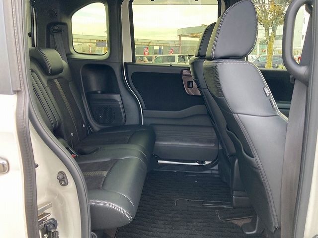 Honda N BOX CUSTOM 2020-04 187492-18