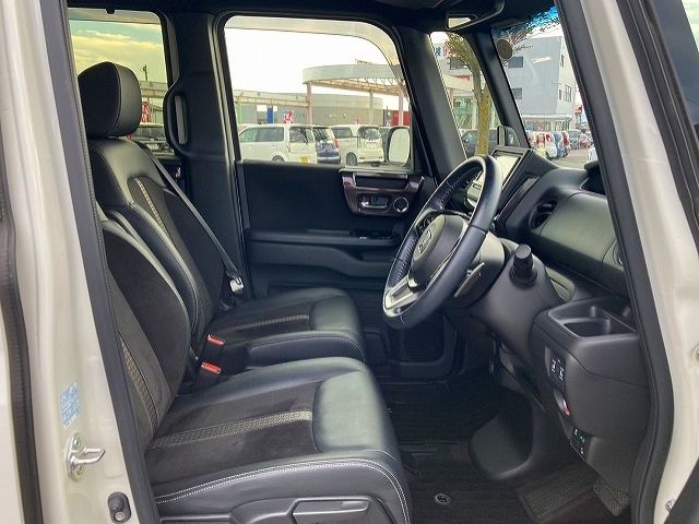 Honda N BOX CUSTOM 2020-04 187492-12